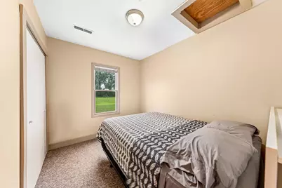 25805 W Loomis Rd, Racine, WI 53185 - Photo 33