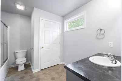 6867  Enge Dr, Newburg, WI 53090 - Photo 11