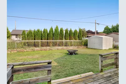 1217 S 25th St, Manitowoc, WI 54220 - Photo 29