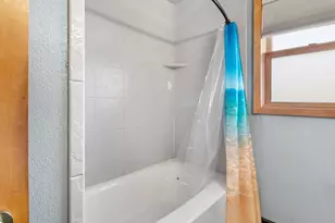 1217 S 25th St, Manitowoc, WI 54220 - Photo 15