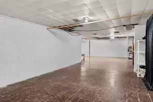 1217 S 25th St, Manitowoc, WI 54220 - Photo 21
