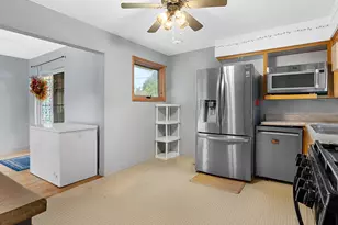 1217 S 25th St, Manitowoc, WI 54220 - Photo 13