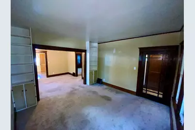 1002 N 16th St, Manitowoc, WI 54220 - Photo 9