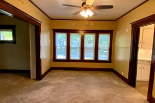 1002 N 16th St, Manitowoc, WI 54220 - Photo 13