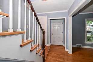 5264 N Kent Ave, Whitefish Bay, WI 53217 - Photo 7
