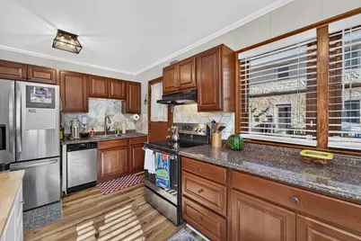4863 N Santa Monica Blvd, Whitefish Bay, WI 53217 - Photo 11