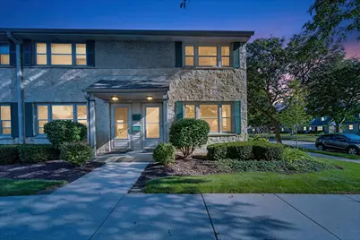 4863 N Santa Monica Blvd, Whitefish Bay, WI 53217 - Photo 1