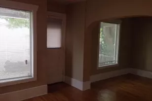 1060 N 47th St, Milwaukee, WI 53208 - Photo 7