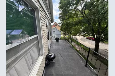 1060 N 47th St, Milwaukee, WI 53208 - Photo 15