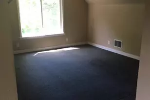 1060 N 47th St, Milwaukee, WI 53208 - Photo 39