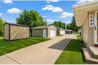 7140 N 48th St, Milwaukee, WI 53223 - Photo 25