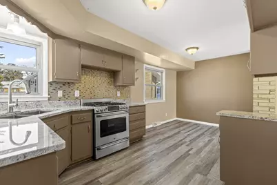 7140 N 48th St, Milwaukee, WI 53223 - Photo 7
