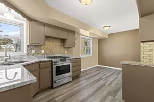 7140 N 48th St, Milwaukee, WI 53223 - Photo 7