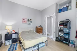 1308 N Astor St, Milwaukee, WI 53202 - Photo 5