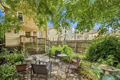 1308 N Astor St, Milwaukee, WI 53202 - Photo 31