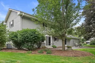 1825 Jean Marie Ct, Brookfield, WI 53005 - Photo 33