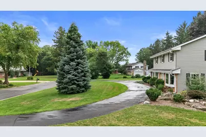 1825  Jean Marie Ct, Brookfield, WI 53005 - Photo 37