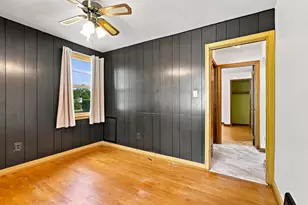 1704 S 9th St, Sheboygan, WI 53081 - Photo 15