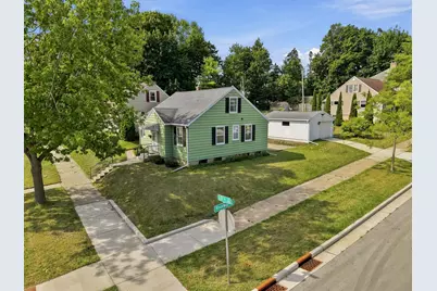 1704 S 9th St, Sheboygan, WI 53081 - Photo 33