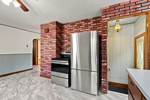 1704 S 9th St, Sheboygan, WI 53081 - Photo 9
