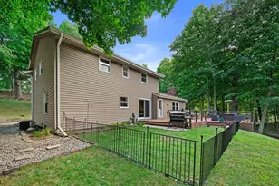 S9W31422 Irwin Ct, Delafield, WI 53183 - Photo 39