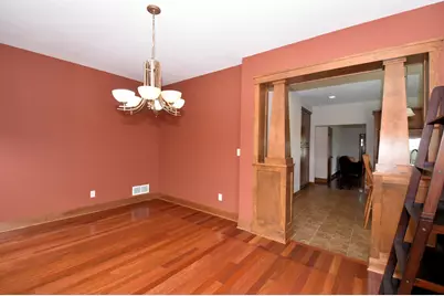 9237  Hollyhock Ln, Racine, WI 53406 - Photo 11