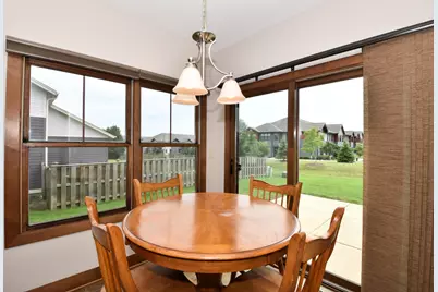9237  Hollyhock Ln, Racine, WI 53406 - Photo 9