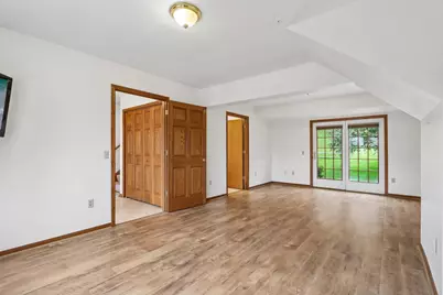 325  Kristin Ct, Brookfield, WI 53045 - Photo 35