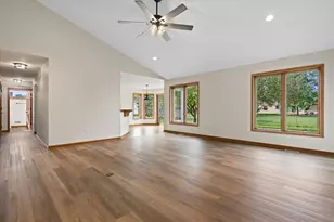 2072 W Hope Ln, Oak Creek, WI 53154 - Photo 19
