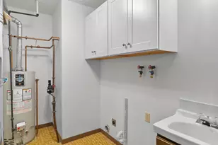2402 Crosscreek Dr, Sheboygan, WI 53081 - Photo 17