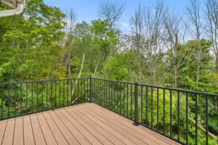 2402 Crosscreek Dr, Sheboygan, WI 53081 - Photo 19