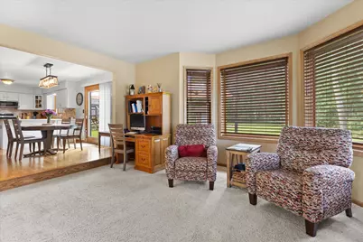 27015  Lorie Dr, Racine, WI 53185 - Photo 9