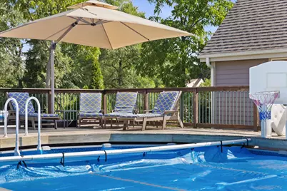 27015  Lorie Dr, Racine, WI 53185 - Photo 47