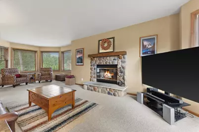 27015  Lorie Dr, Racine, WI 53185 - Photo 5