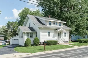 305 S Concord Ave, Watertown, WI 53094 - Photo 1