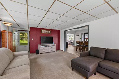 320  High St, Hartford, WI 53027 - Photo 7