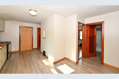 8447 W Maple St #8449, West Allis, WI 53214 - Photo 27