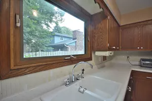 5222 S 20th St, Milwaukee, WI 53221 - Photo 11