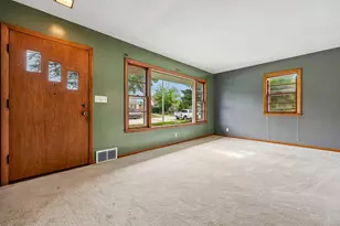 1413 Marion Ave, South Milwaukee, WI 53172 - Photo 3