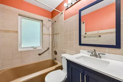 1413  Marion Ave, South Milwaukee, WI 53172 - Photo 11
