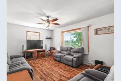 931  Landis St, Rockland, WI 54207 - Photo 7