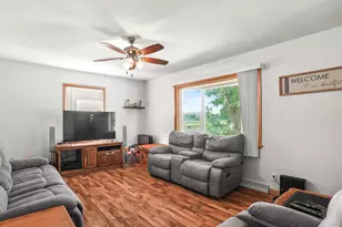 931 Landis St, Rockland, WI 54207 - Photo 7