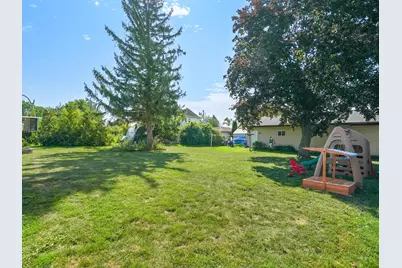 931  Landis St, Rockland, WI 54207 - Photo 19