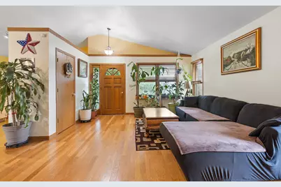11405 W Kaul Ave, Milwaukee, WI 53225 - Photo 5