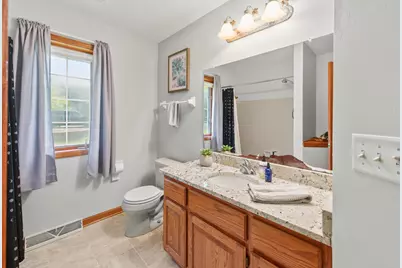 N26W27080  Prospect Ave, Pewaukee, WI 53072 - Photo 23