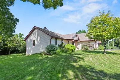 N26W27080  Prospect Ave, Pewaukee, WI 53072 - Photo 37