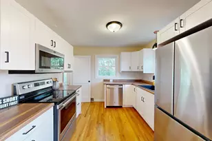 2159 Farnam St, La Crosse, WI 54601 - Photo 3