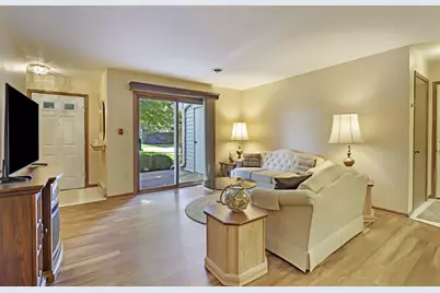 8631  31st Ct #104, Kenosha, WI 53142 - Photo 9