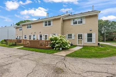 2020  Woodburn Rd #B, Waukesha, WI 53188 - Photo 25