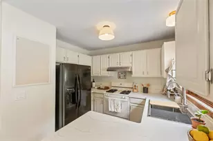 2020 Woodburn Rd, Waukesha, WI 53188 - Photo 9